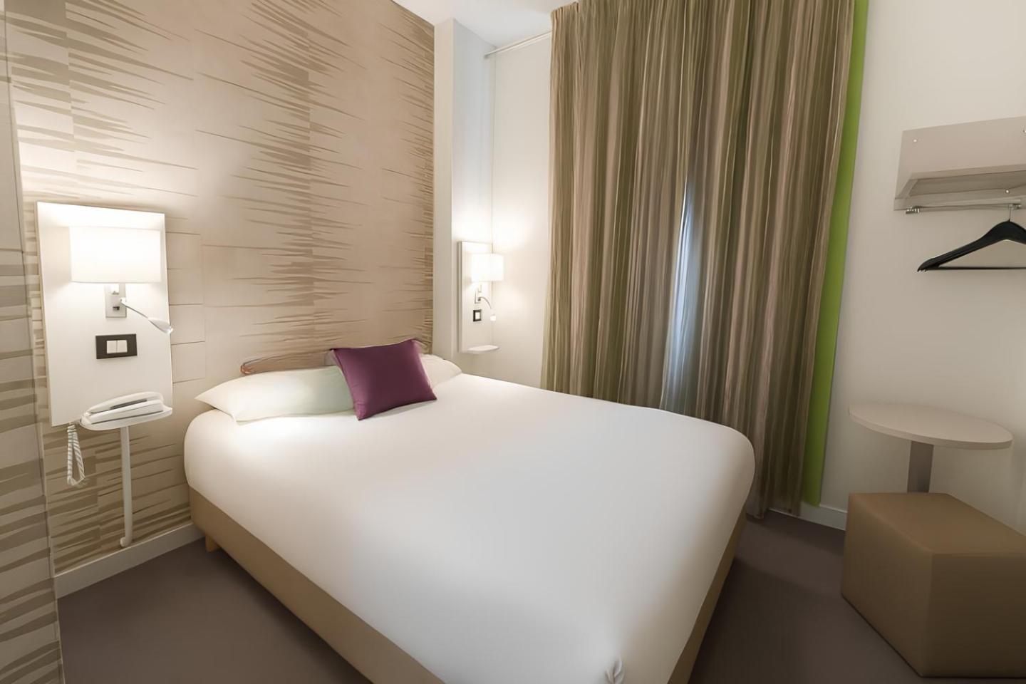 Hotel Albert Elisabeth Gare Sncf Клермон-Ферран Экстерьер фото