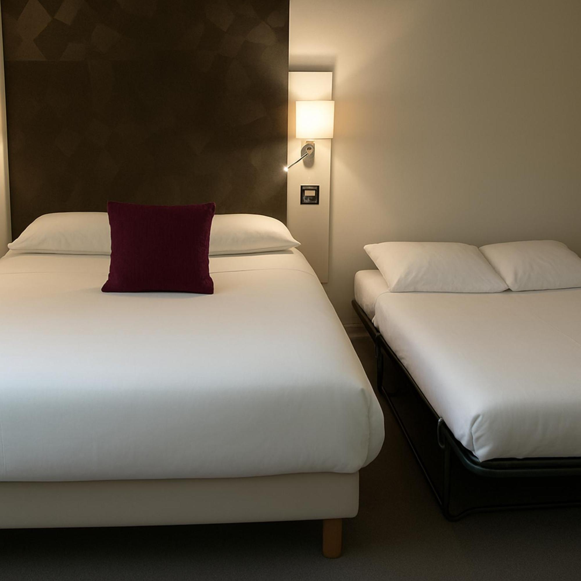 Hotel Albert Elisabeth Gare Sncf Клермон-Ферран Экстерьер фото